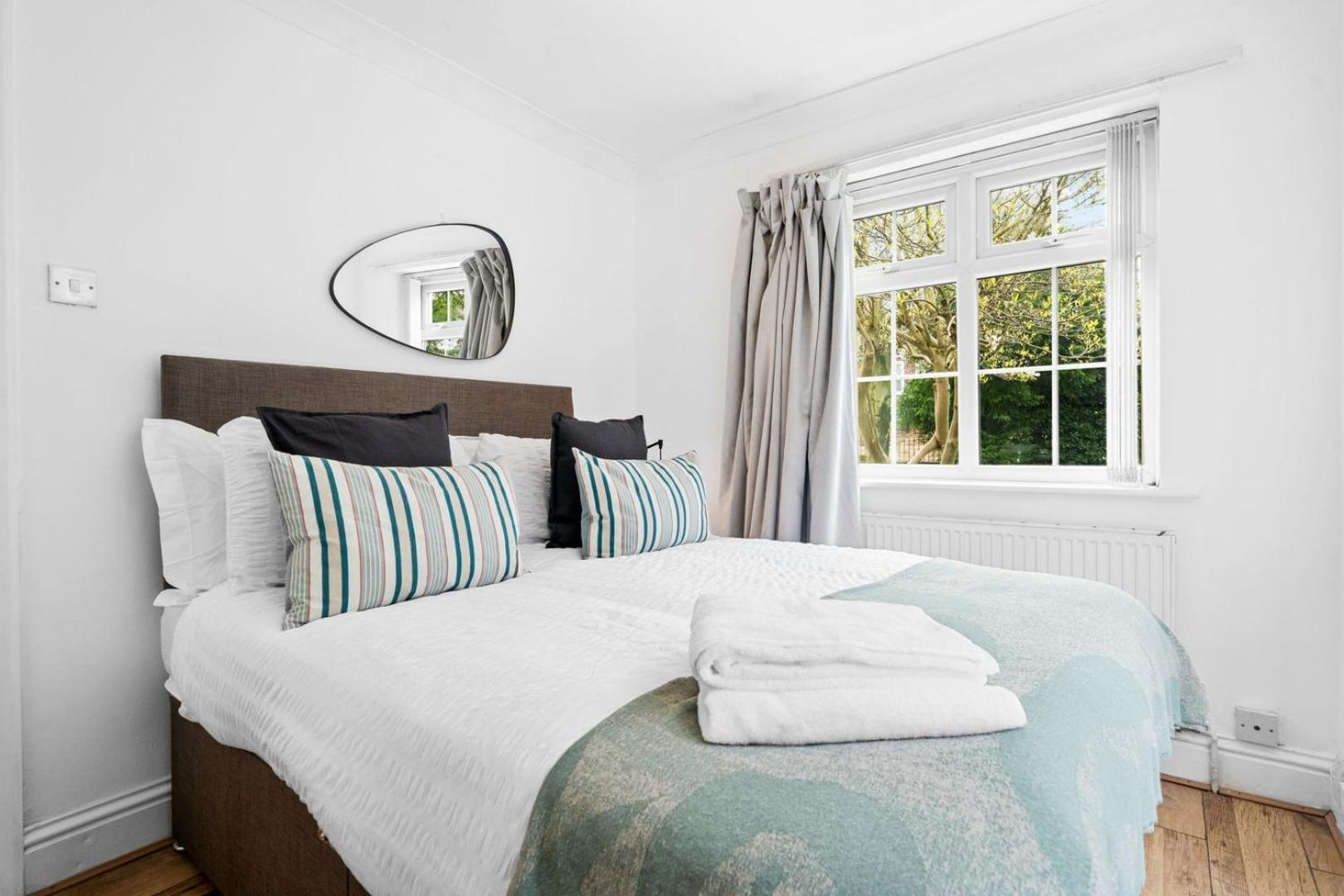 Spacious 5 Bedroom House Nottingham Exteriér fotografie
